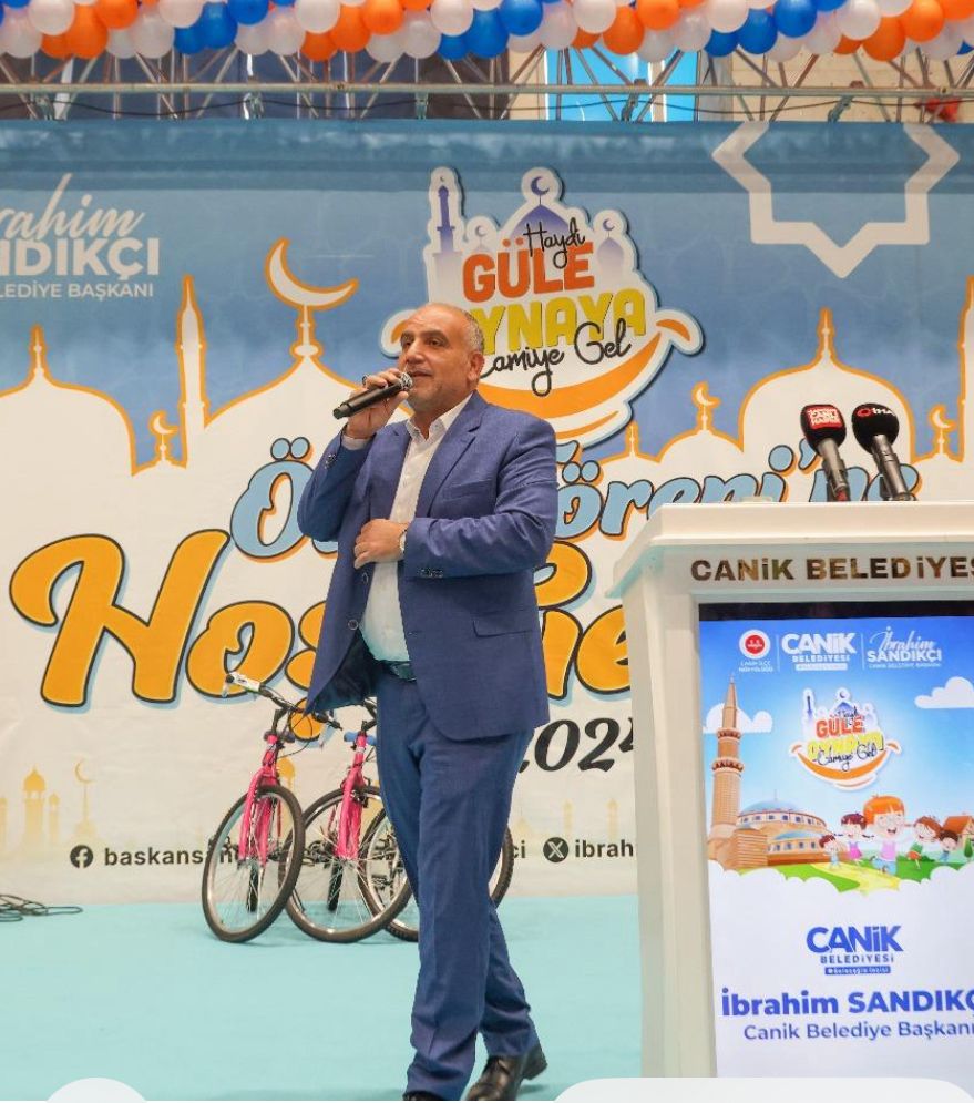 Canik'te Camiler Çocuklarla, Çocuklar Hediyelerle Buluşuyor!