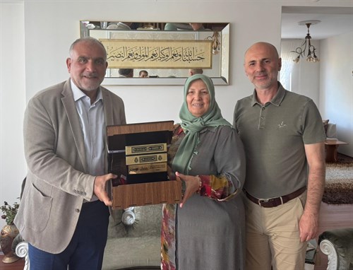 Başkan İbrahim Sandıkçı'dan Canikli Hacılara Anlamlı Ziyaret